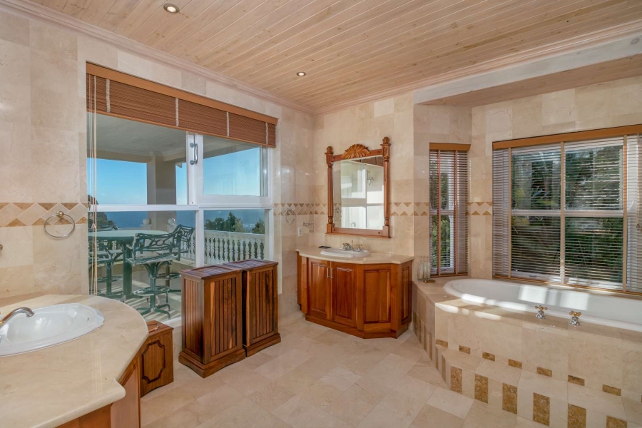 5 Bedroom Property for Sale in The Heads Western Cape